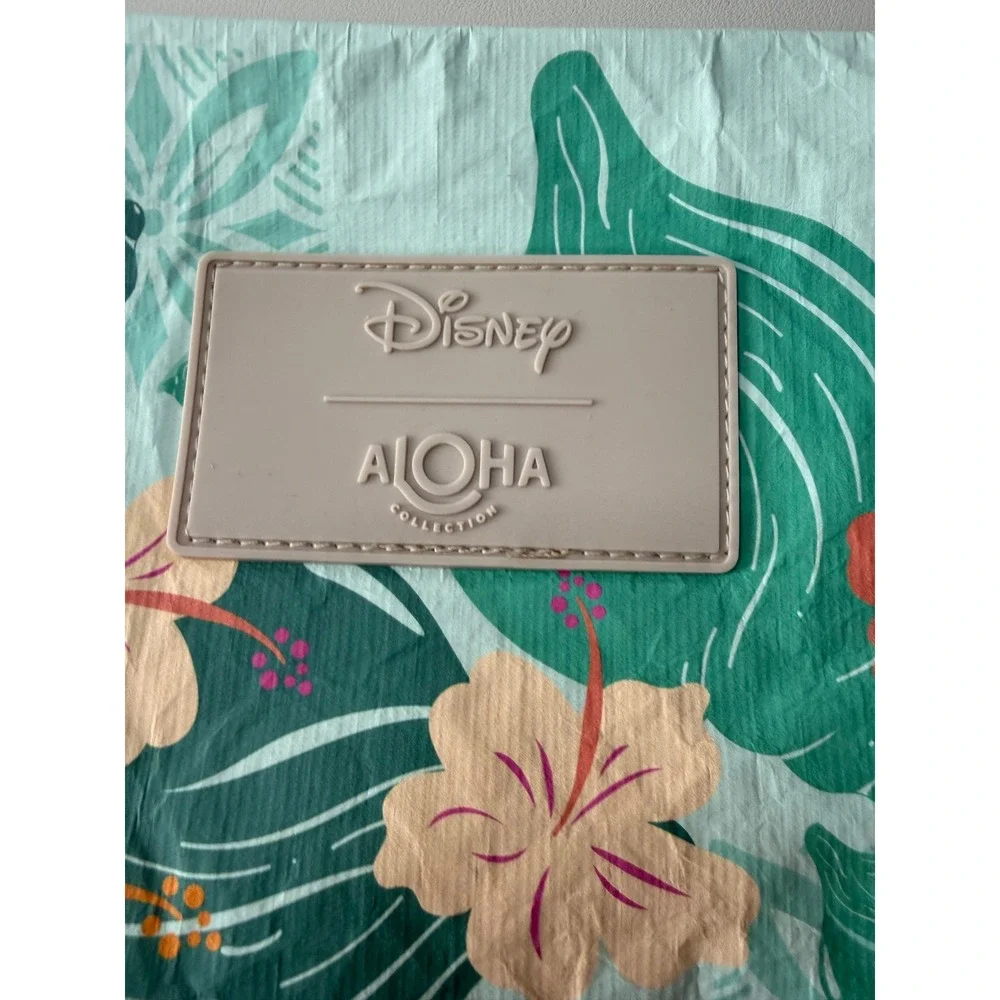 Disney x ALOHA Exclusive Collection Moana High Seas Small Pouch NEW